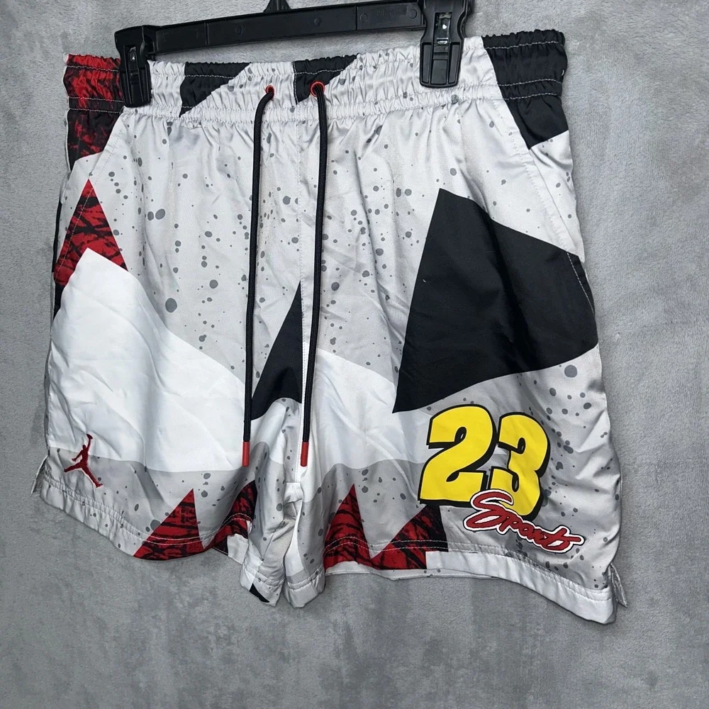 Jordan Mens Essentials 5